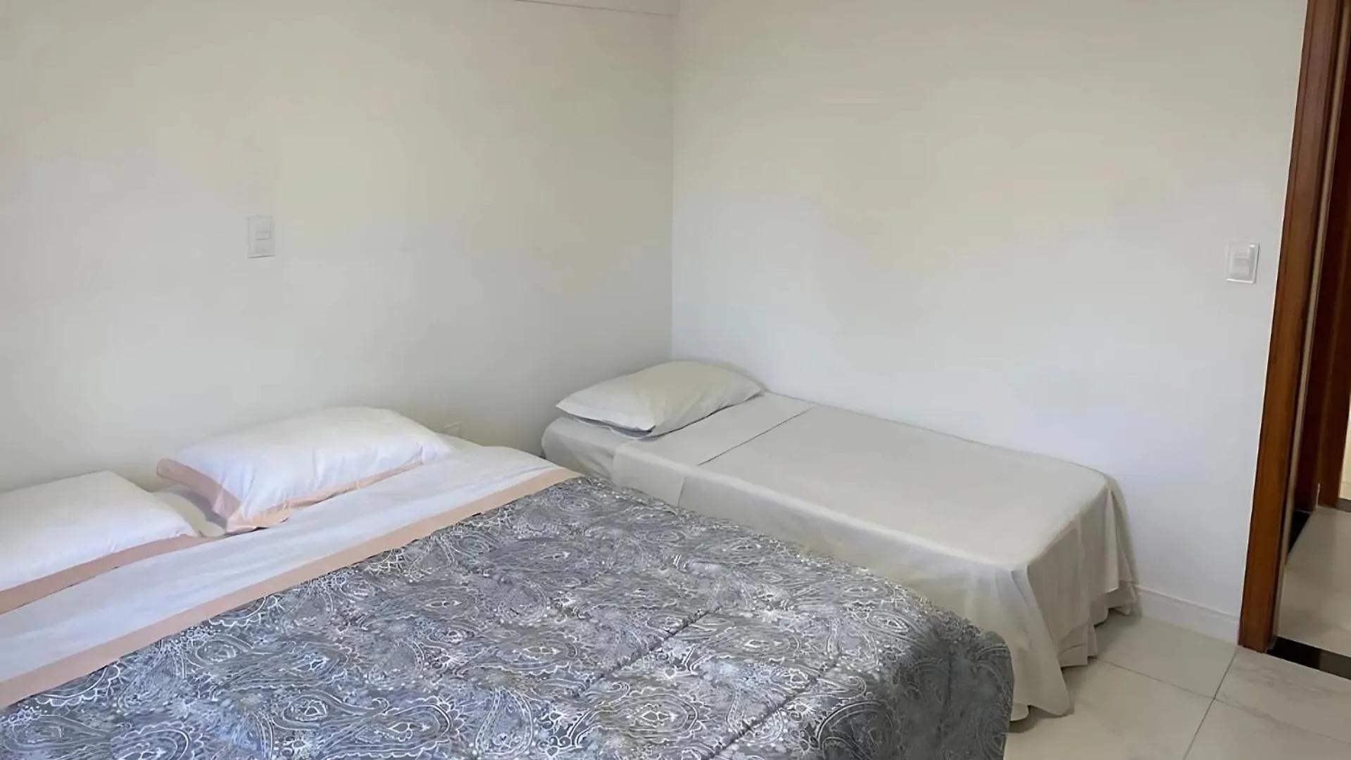 Apto Almeida E Moraes Com Piscina Condominio Em Bc 0*, Balneario Camboriu